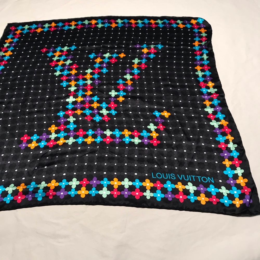 Louis Vuitton Scarf